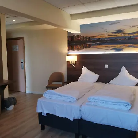 Ii 2* Οστένδη