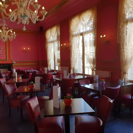 알버트 Ii 오스텐트 호텔 2*