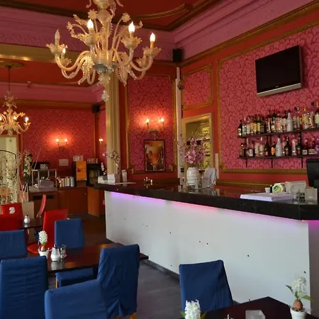 Ii Hotel 2*